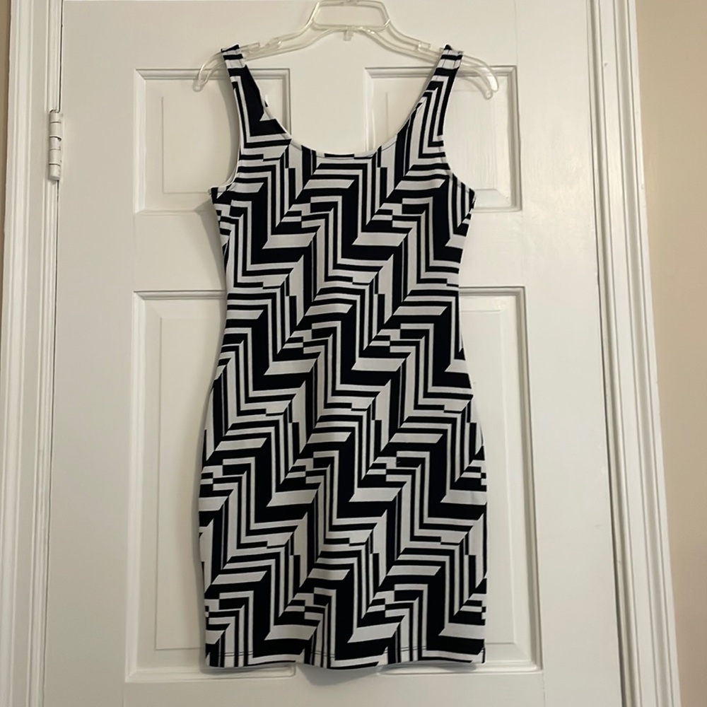Soprano Black & White Stretch Bodycon Dress